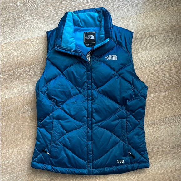 The North Face Blue Quilted Vest - Picture 4 of 4